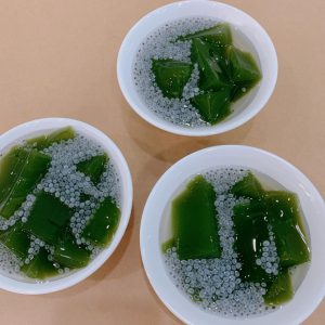 hạt é với sương sáo